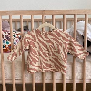 H&M | baby girl organic cotton zebra print sweatshirt sweater